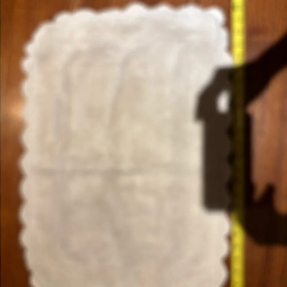 Elegant Cream Bath Mat Set